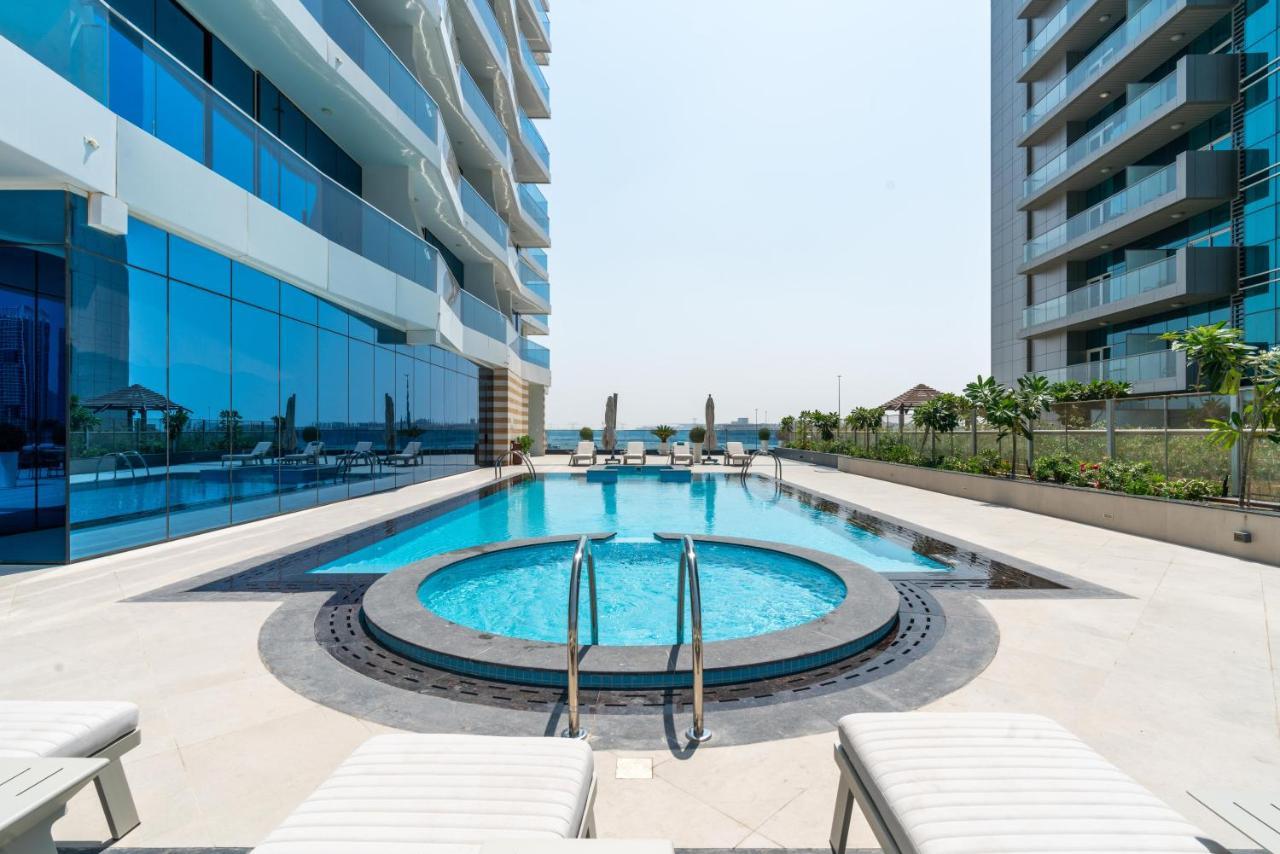 Exclusive Globalstay Apartments In Business Bay Free Parking & More! Дубай Екстер'єр фото