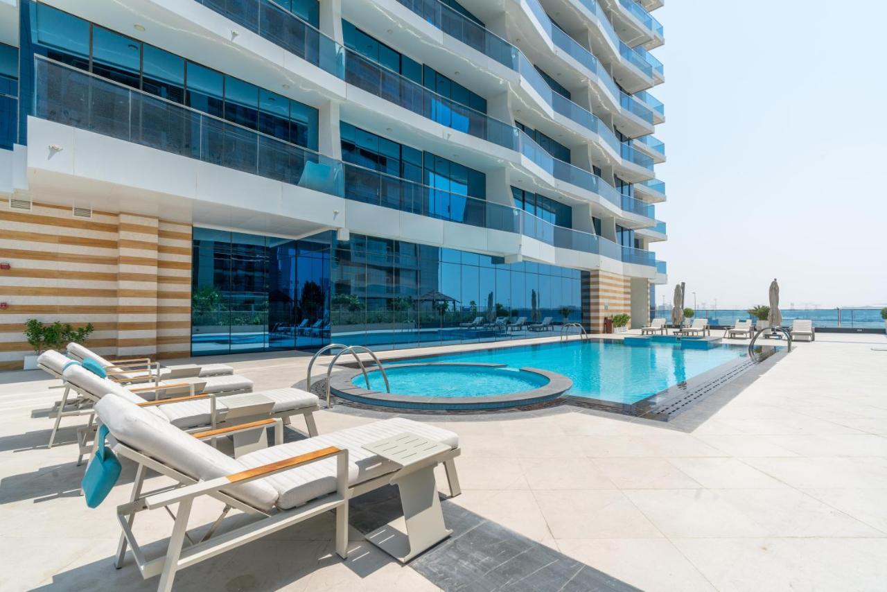 Exclusive Globalstay Apartments In Business Bay Free Parking & More! Дубай Екстер'єр фото